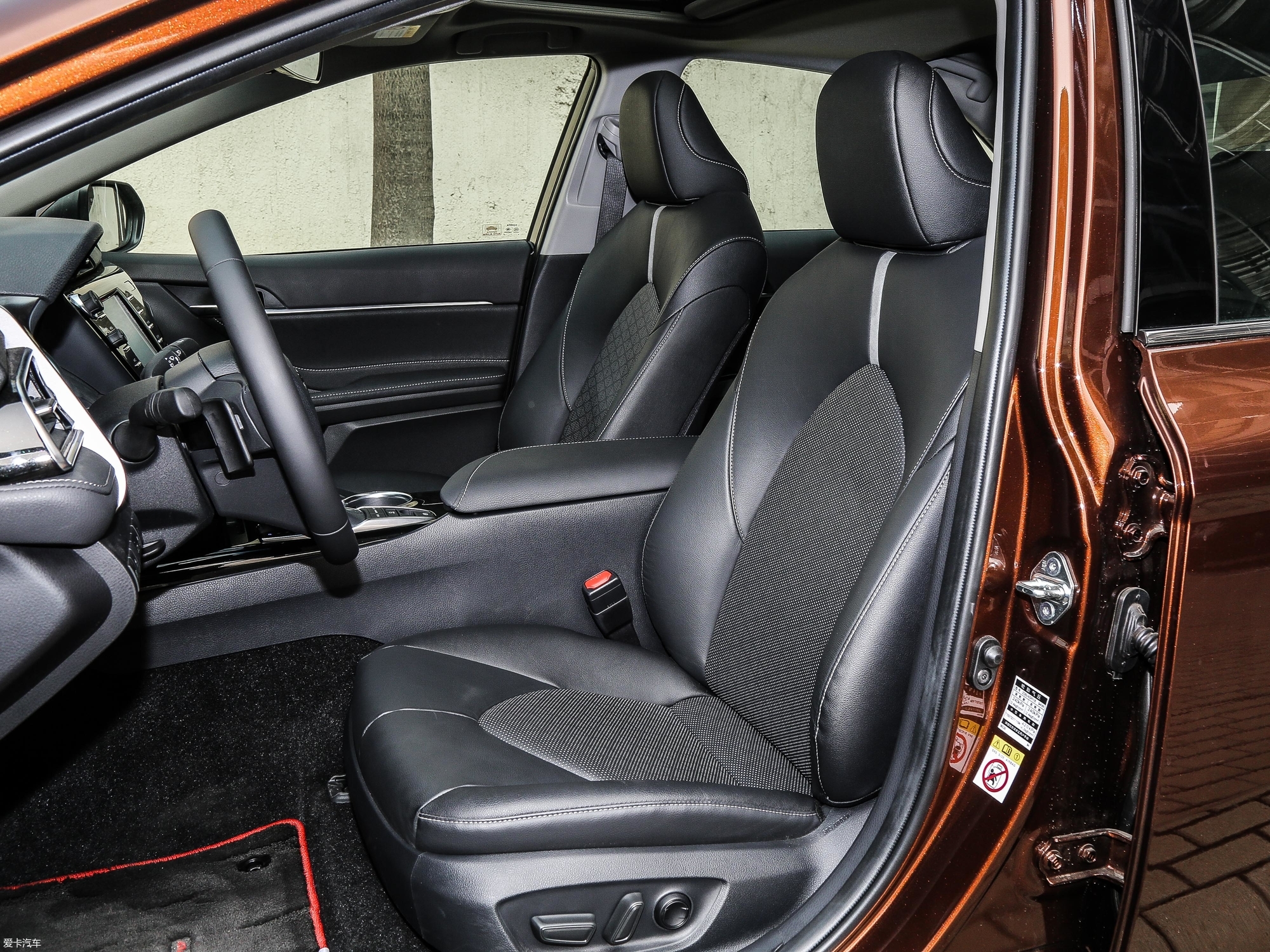 5s 锋尚版_空间座椅_200/889张图片】_汽车图片大全_爱卡汽车
