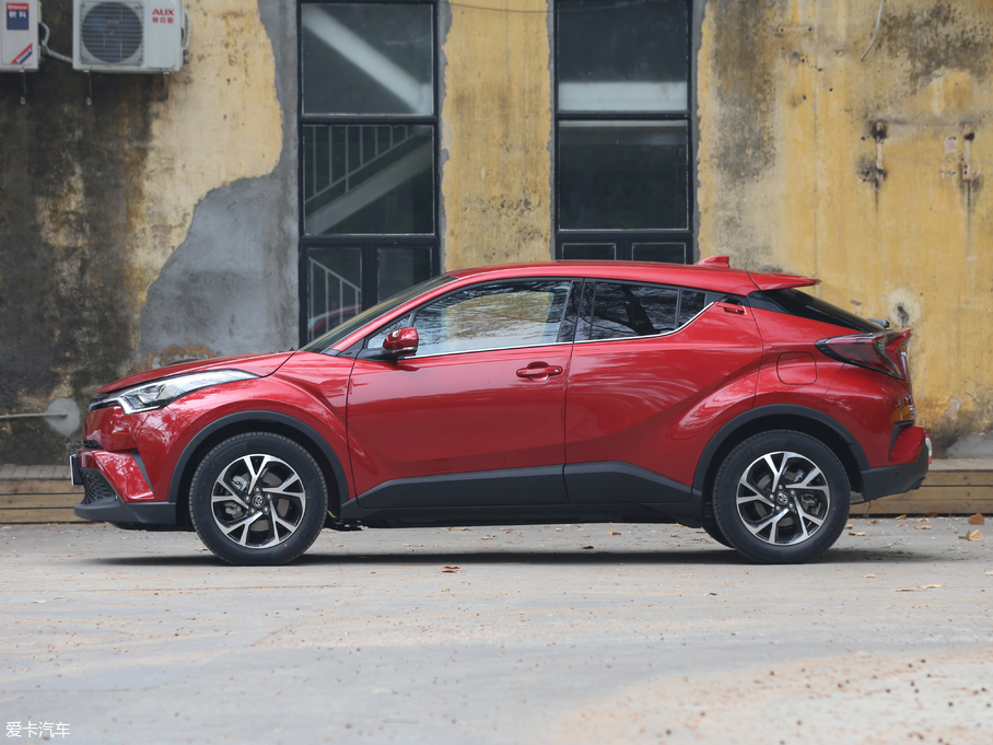 2018C-HR 2.0L CVT콢 V