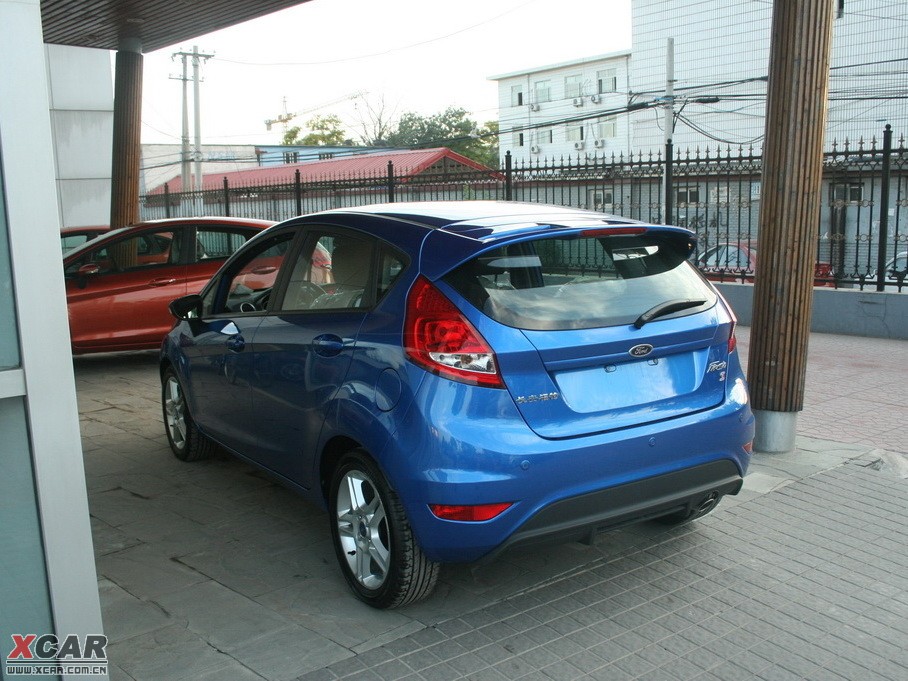 2009껪  1.5L ֶ˶