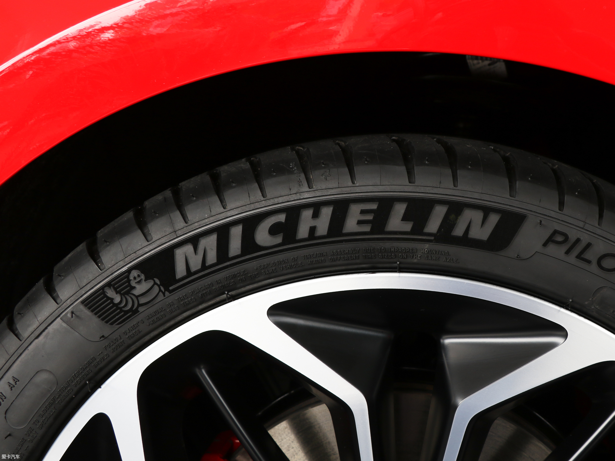 【2019款福克斯两厢ecoboost 180 自动st line 国v_细节外观_8/157张