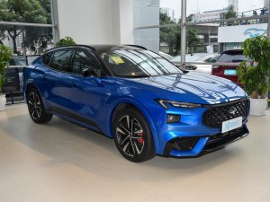 2022Ŀ EcoBoost 245 ST-Line ǰ45