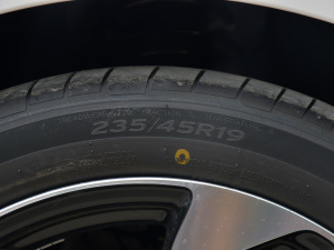 2022款改款 EcoBoost 245 ST-Line 轮胎尺寸