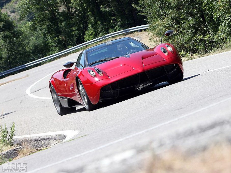 2013Huayra 