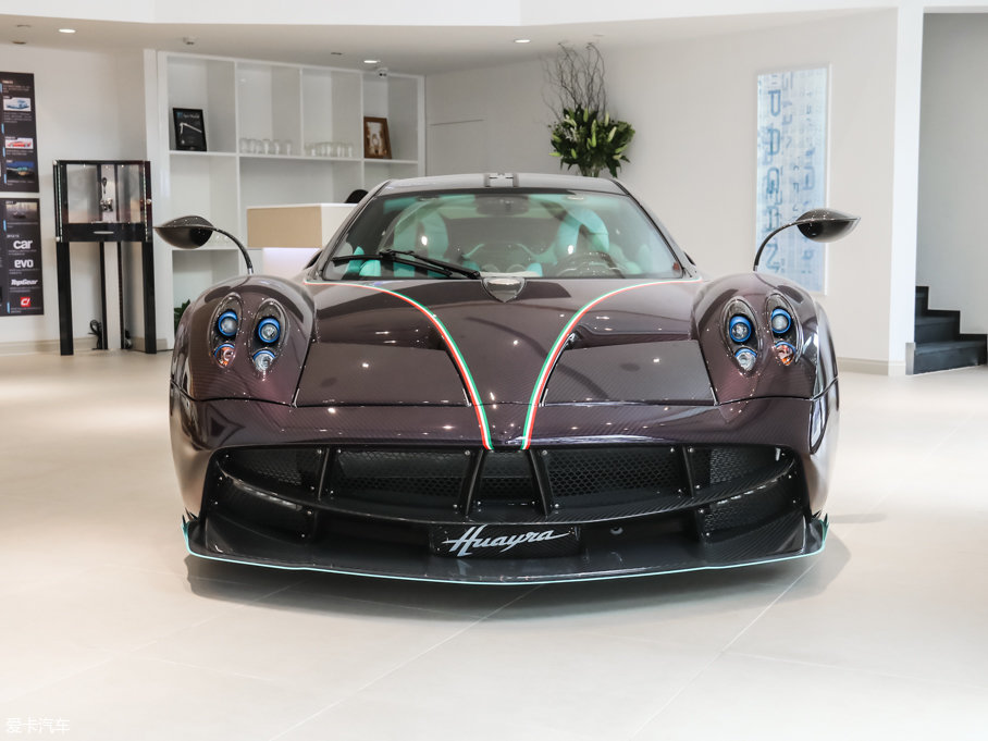 2016Huayra Dinastia ر