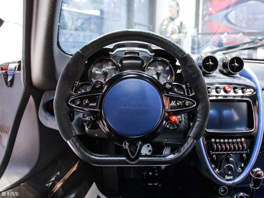 爱卡首页 汽车图片 帕加尼 huayra 2016款bc  2017款huayra roadster