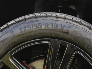 2022款X 1.8TD 7DCT 智领型 轮胎尺寸