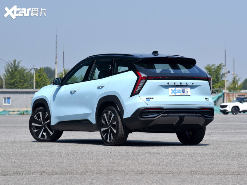 吉利汽车2022款FX11