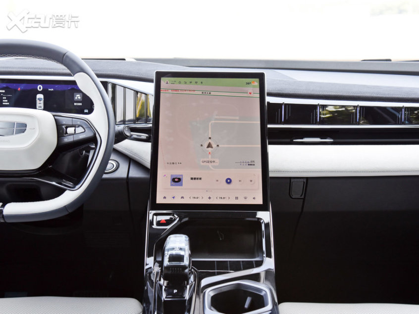 吉利汽车2022款FX11