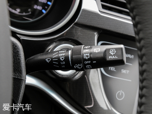 吉利汽车2017款帝豪RS