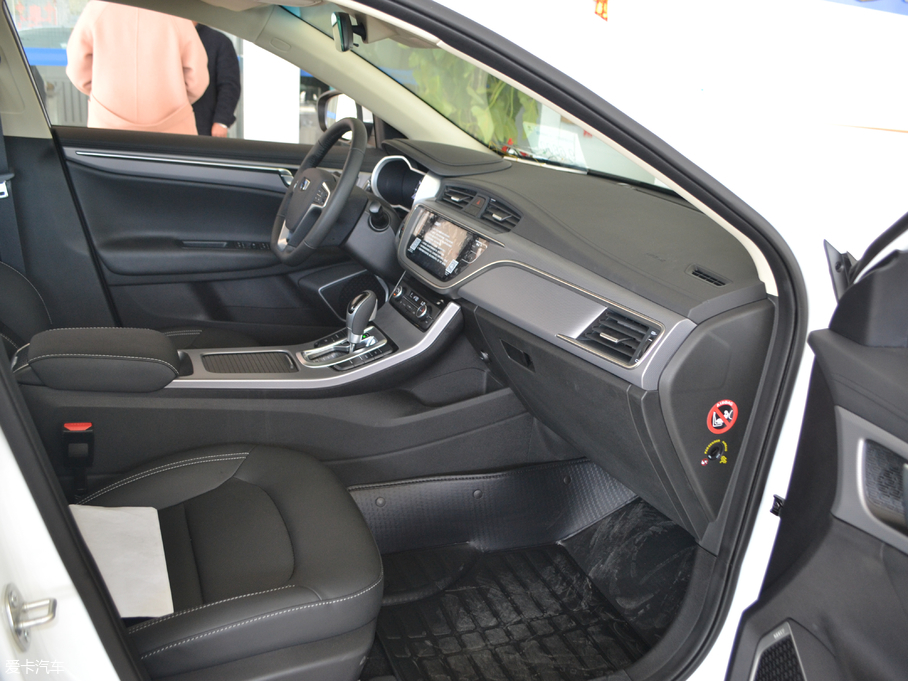 2018ۺGL 1.8L ԶӢ