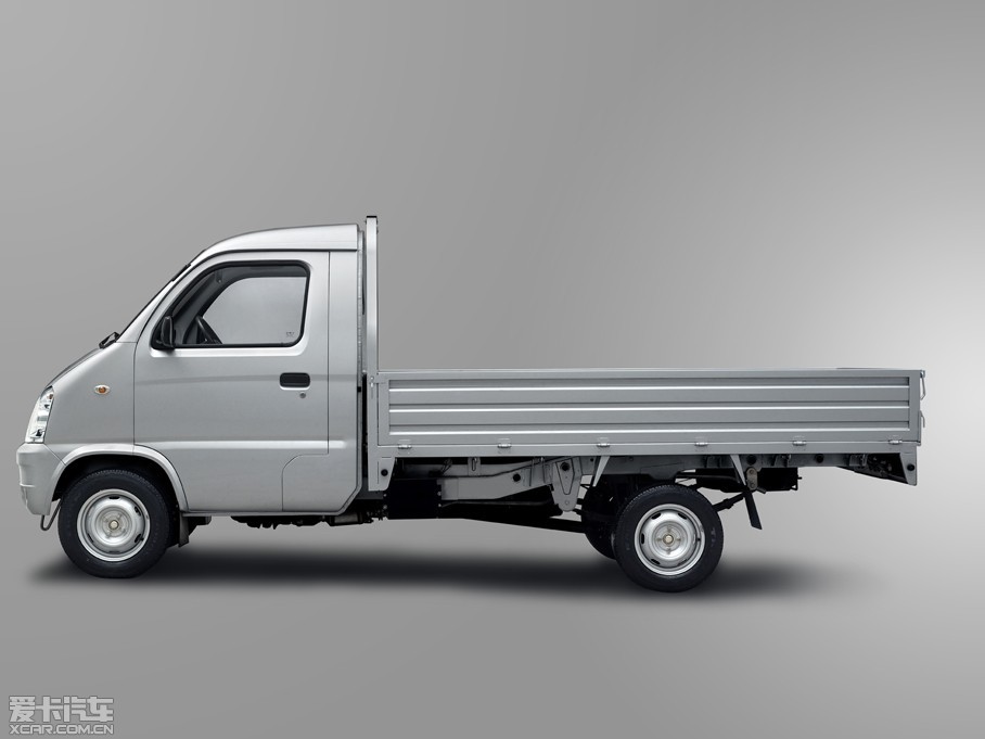 2011款佳宝t571.0l 单排标箱