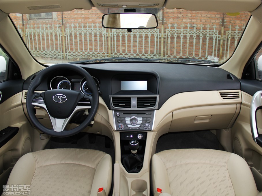 爱卡首页 汽车图片 东南 东南汽车 v5菱致 2014款1.5l 手动标准型