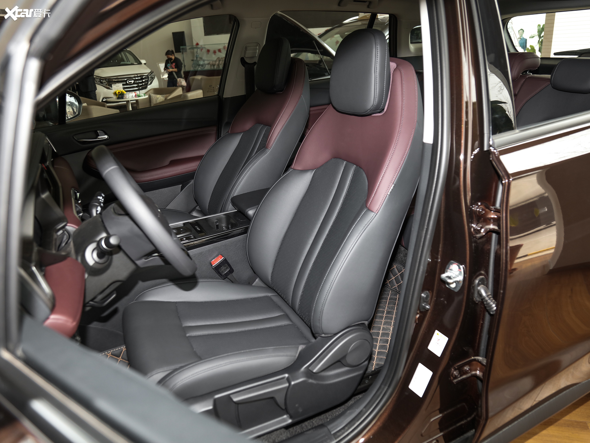 【2020款传祺gs4 270t 自动豪华智联版_空间座椅 _8/107张图片】_汽车