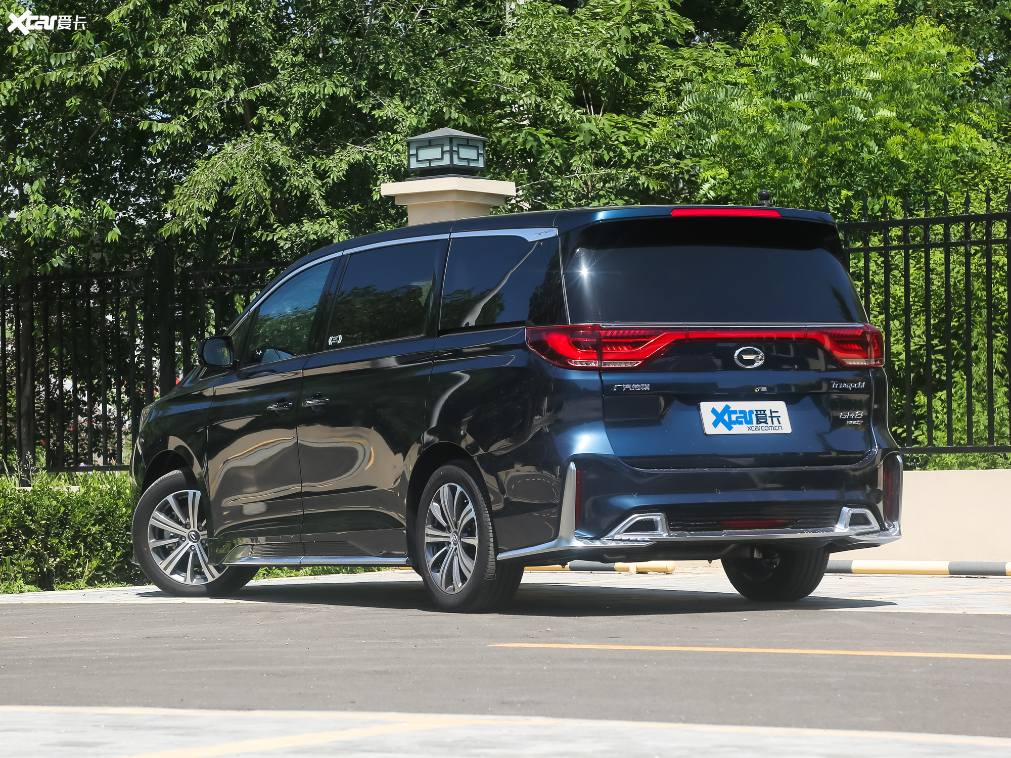 【2020款传祺m8大师版 390t尊贵版_整体外观_4/1062张图片】_汽车图片