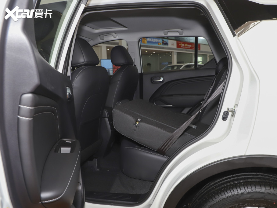 【2021款传祺gs3power 270t 自动劲爽版_空间座椅_6/557张图片】_汽车