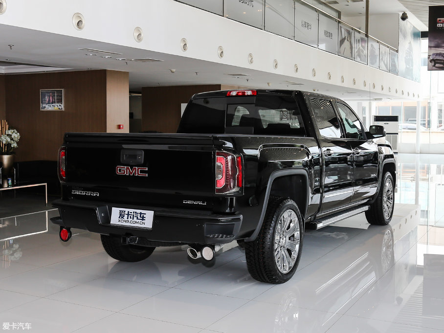 2017SIERRA 6.2L DENALI