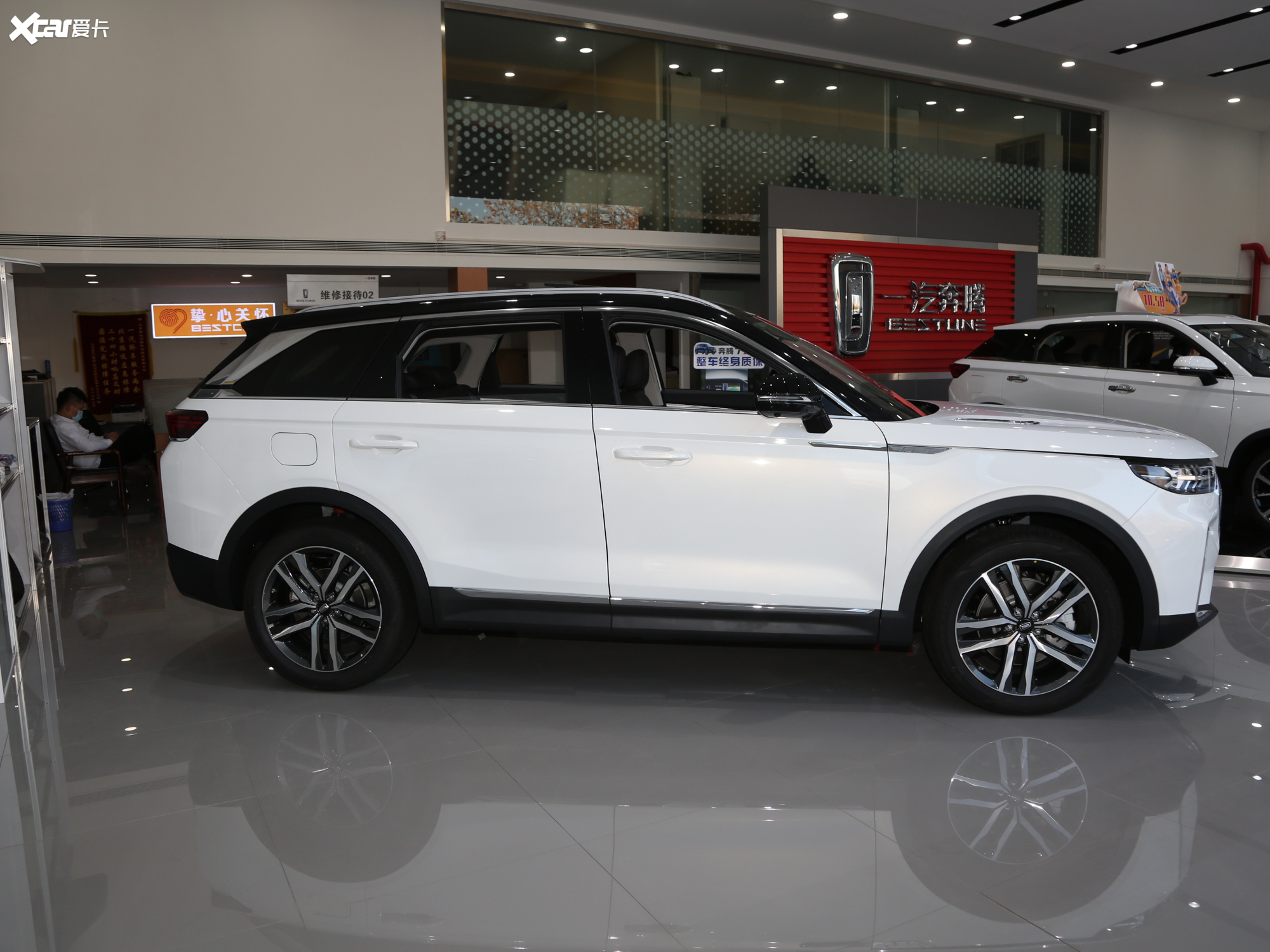 【2020款奔腾t99s 20td 6at 运动尊贵型_整体外观_6/1146张图片】