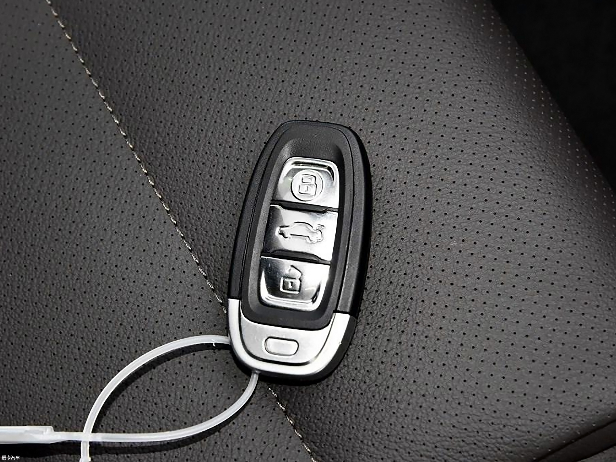 2018款35v6 尊崇版