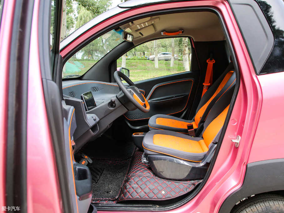 2019款宝骏e100250km