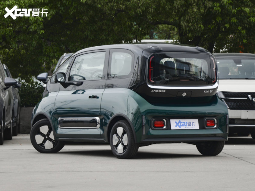 上汽通用五菱2023款宝骏KiWi EV