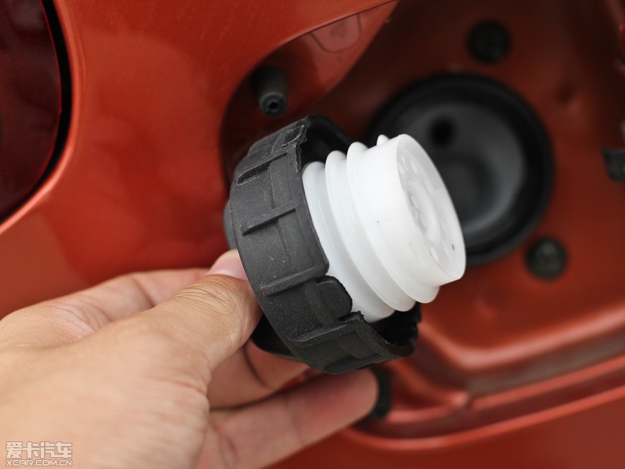 2012���ֳ� �Ŀ� 1.2L �ֶ��˶�ʱ����