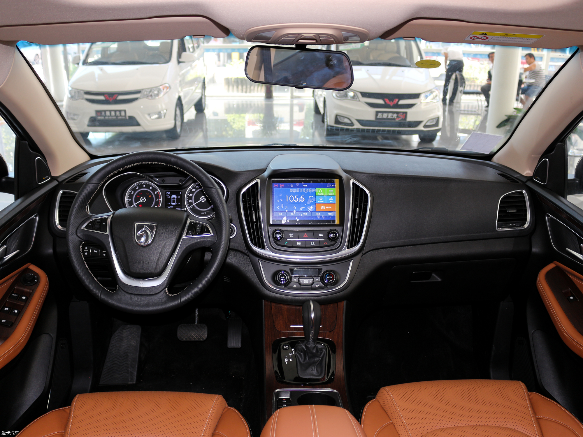 【2017款宝骏560律动版 1.8l iamt尊享型_中控区_1/260张图片】_汽车