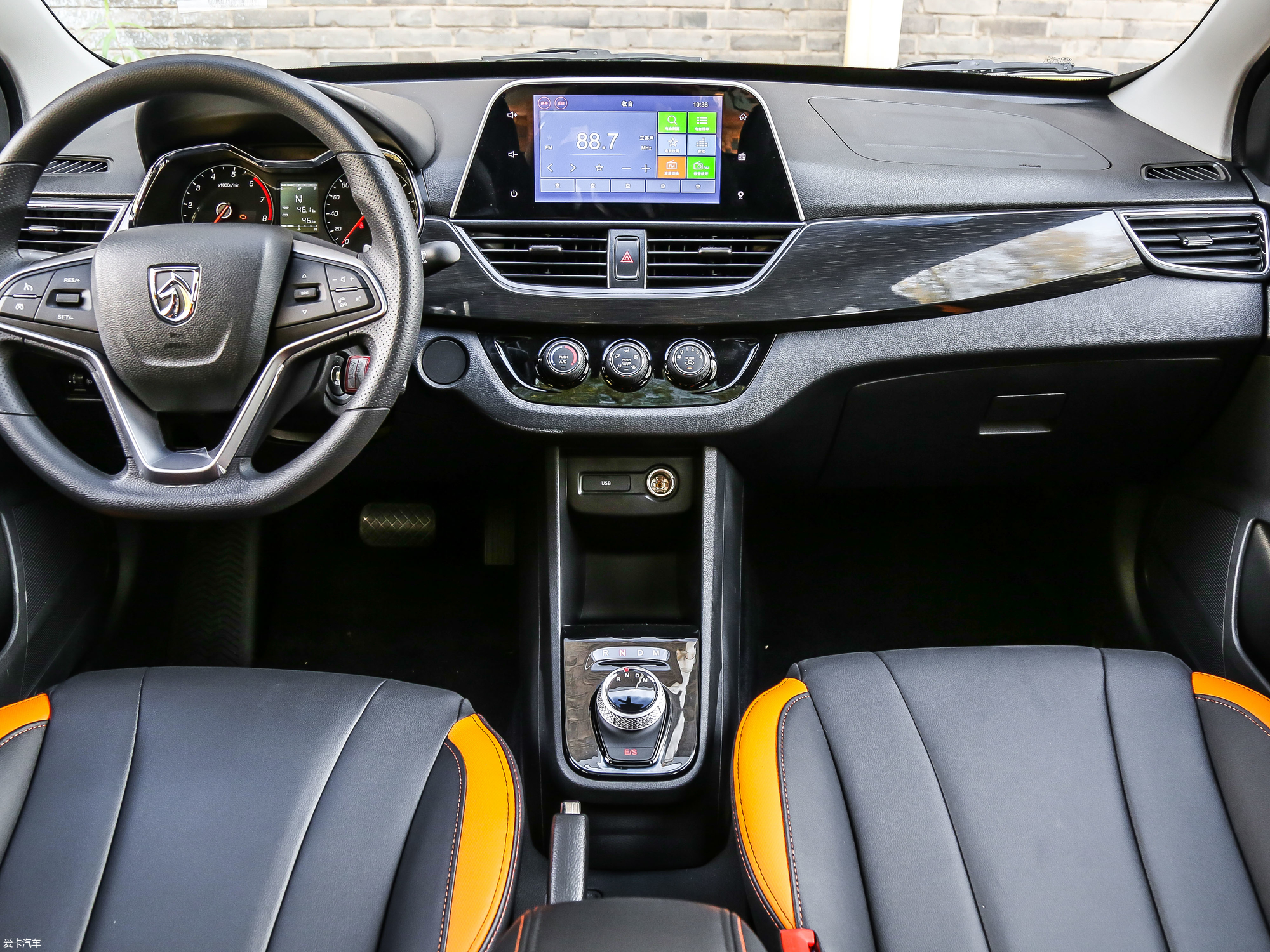 5l 自动豪华型_中控区_8/1550张图片】_汽车图片大全_爱卡汽车