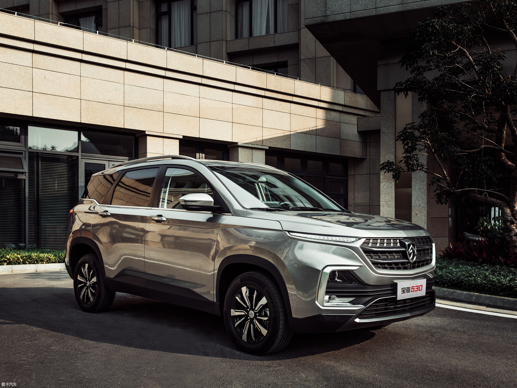 5t cvt尊贵型 国v 2018款宝骏530 1.8l