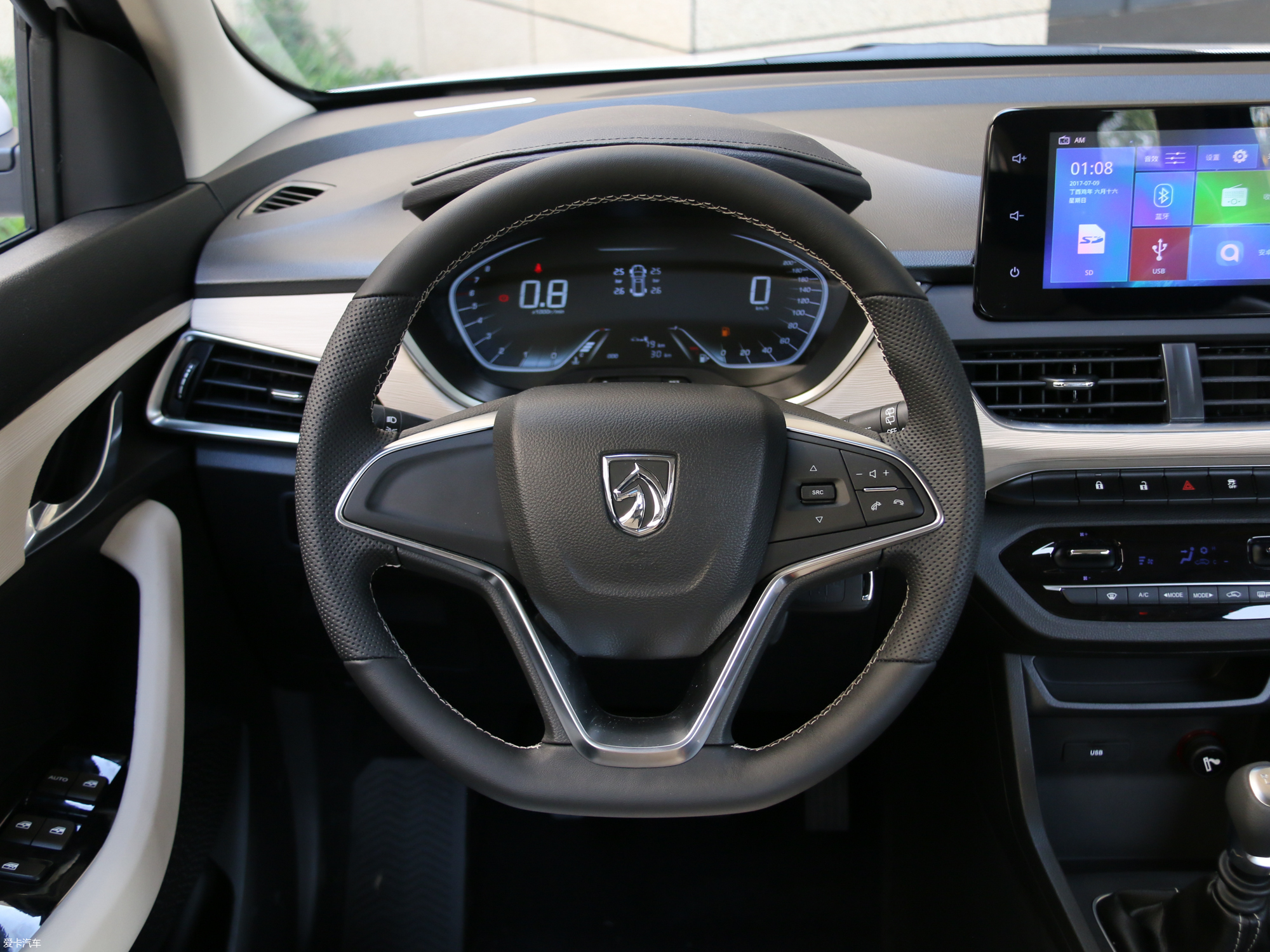 【2018款宝骏360手动 基本型_中控区_2/414张图片】_汽车图片大全