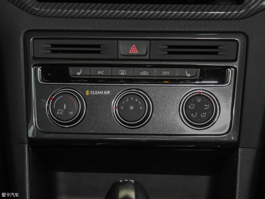 【2018款高尔夫·嘉旅230tsi自动豪华型_中控区_10/166张图片】_汽车