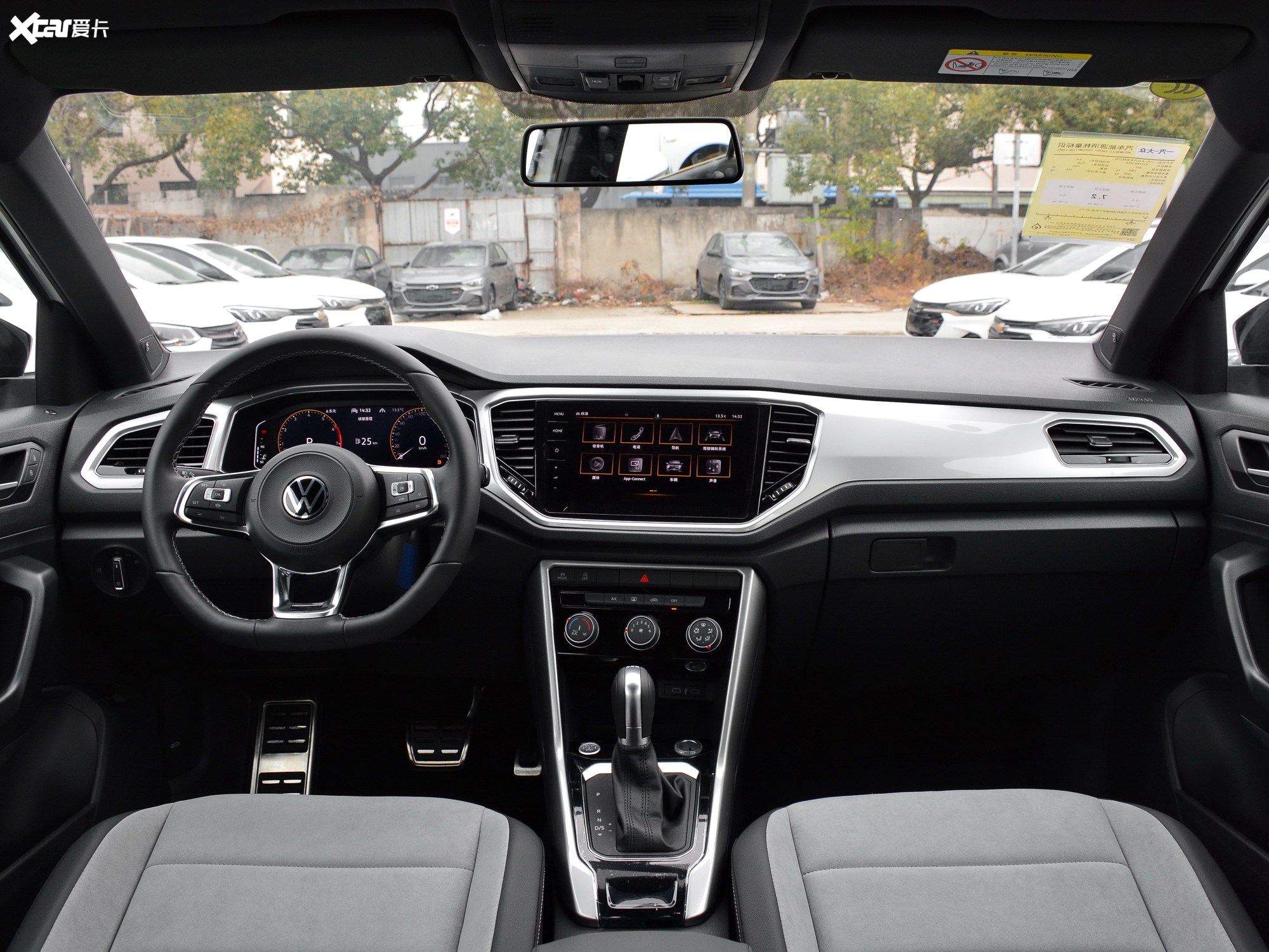 爱卡首页 汽车图片 大众 t-roc探歌 2021款280tsi dsg两驱r-line pro