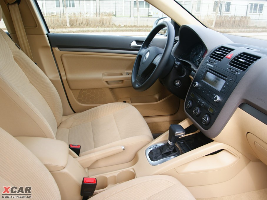 2010款速腾1.4t 自动技术版