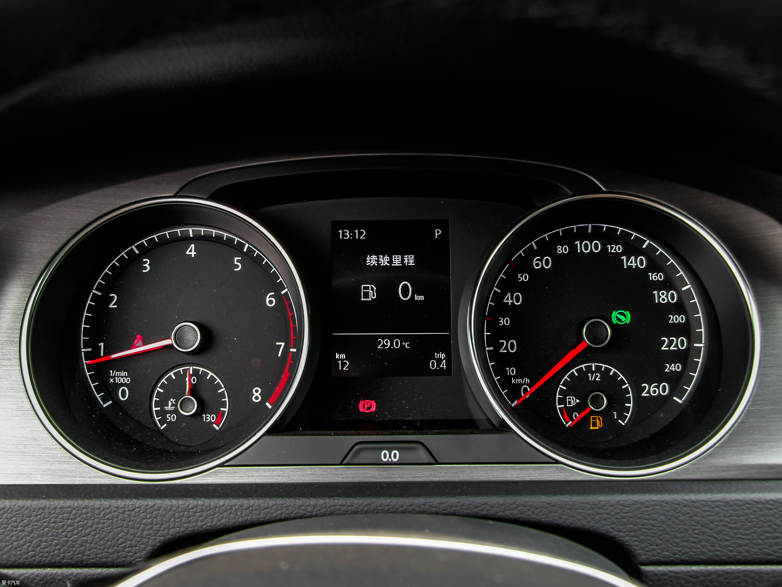 2015款高尔夫1.4tsi 自动豪华型