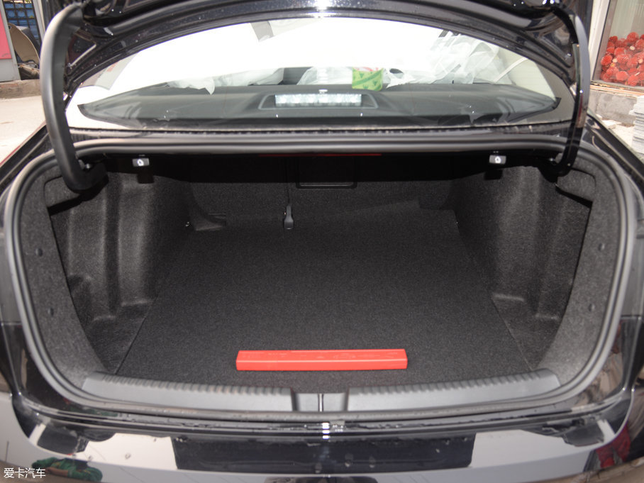2017 230TSI ֶ