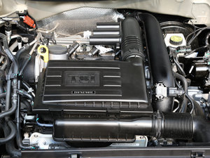 2017230TSI DSG 
