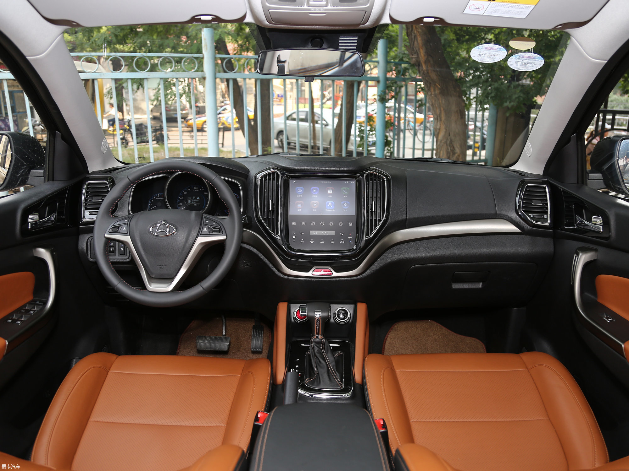 5t 自动尊擎版  2018款长安cx70 1.5t 自动舒擎版 1.