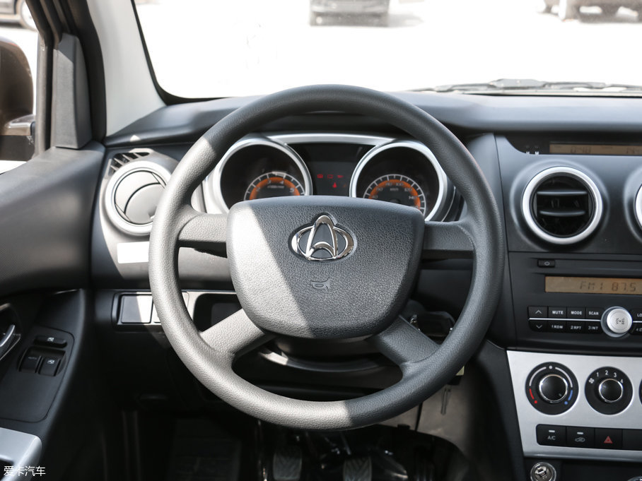 2017款长安欧诺1.5l 手动基本型