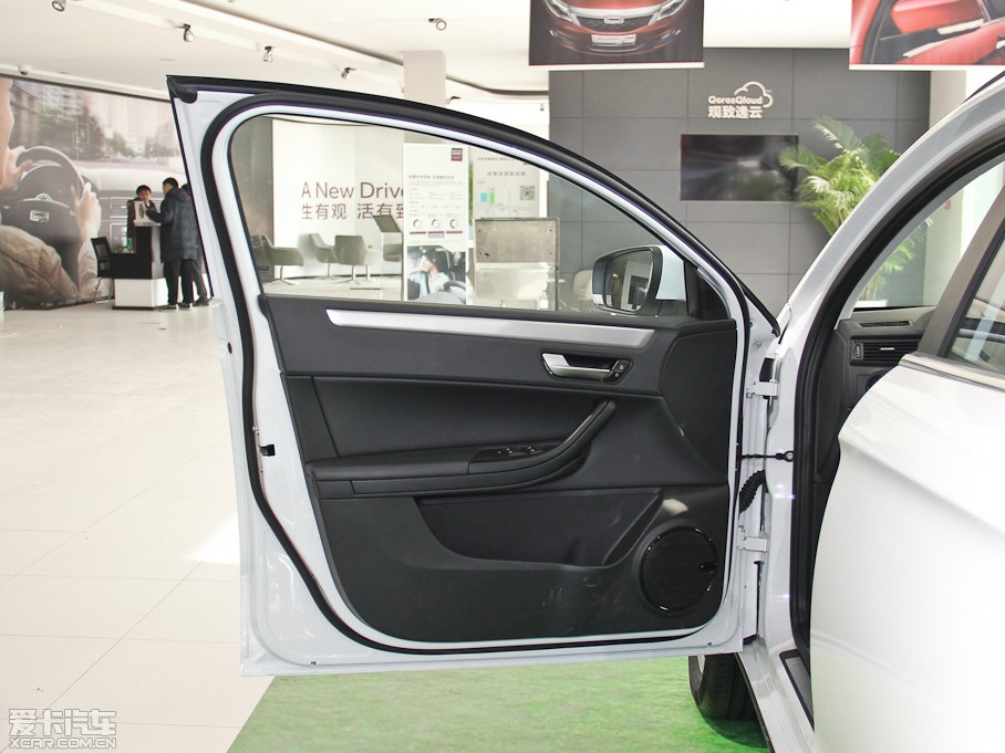 20153SUV 1.6T ԶͶ