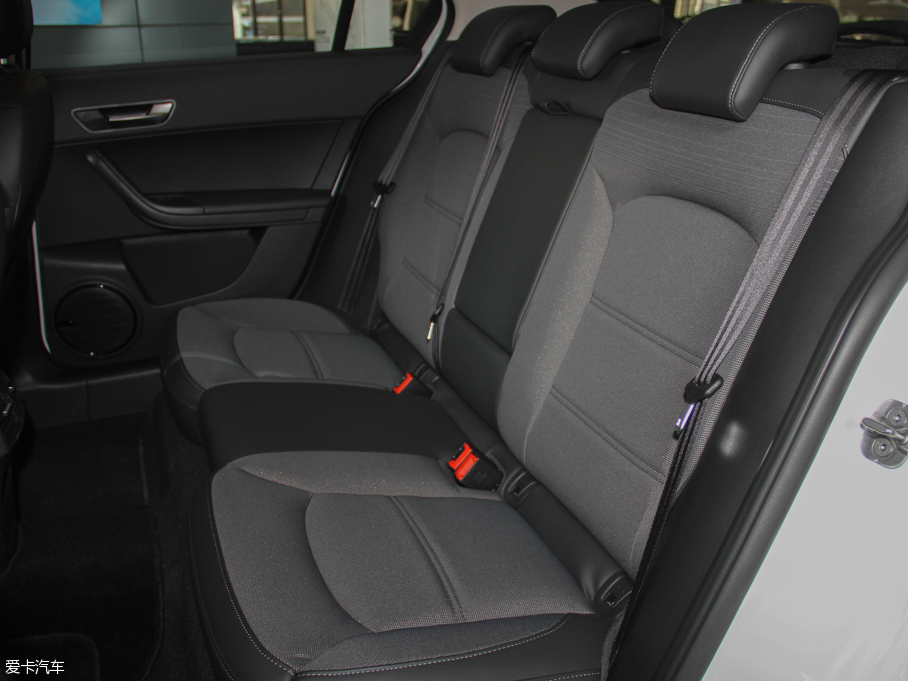 20163SUV 1.6T Զ