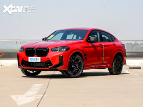 2022���X4 M 