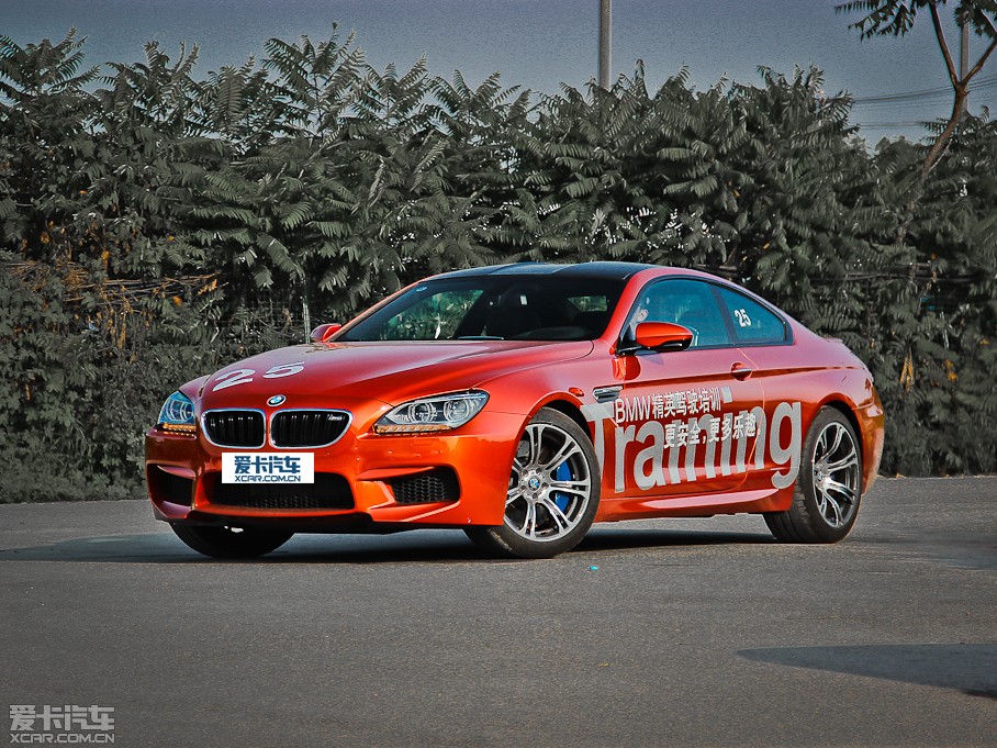 2013M6˫ 4.4T Coupe
