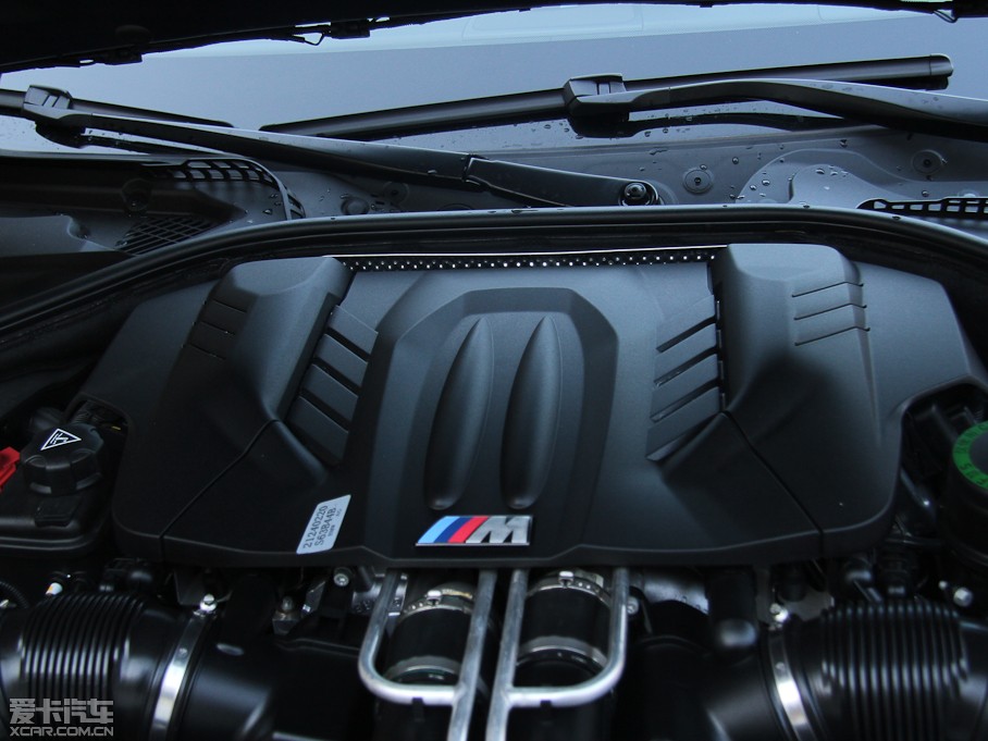 2012M5 4.4 V8