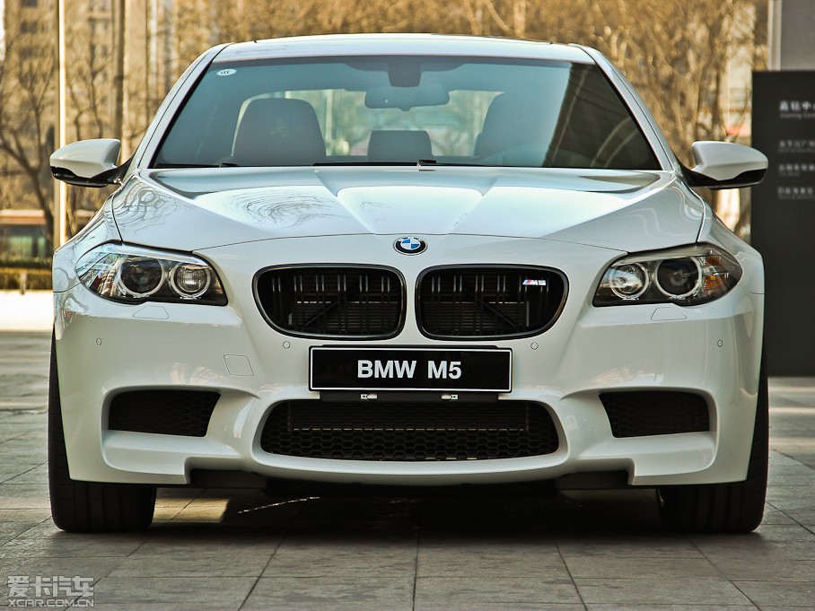 2014M5 4.4 V8 