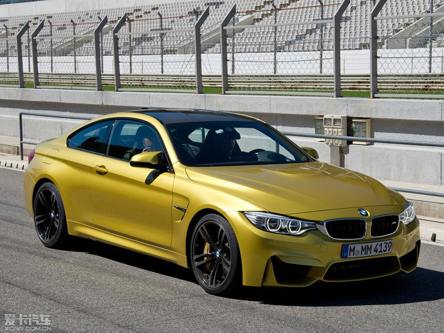 2014款宝马m4双门3.0t 轿跑车
