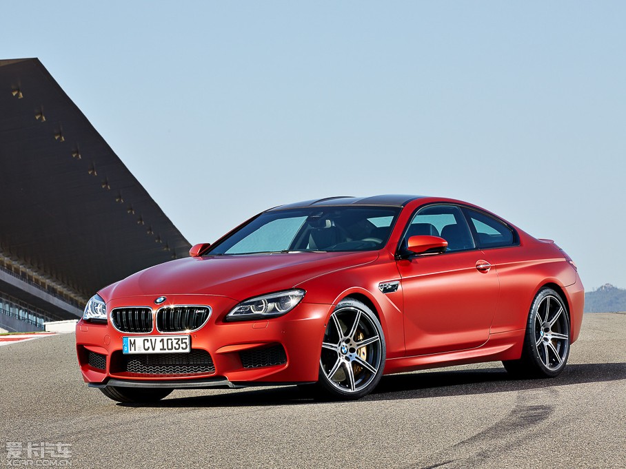 2015M6˫ 4.4T Coupe