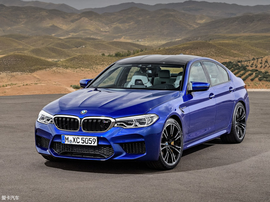 2018M5 4.4T V8