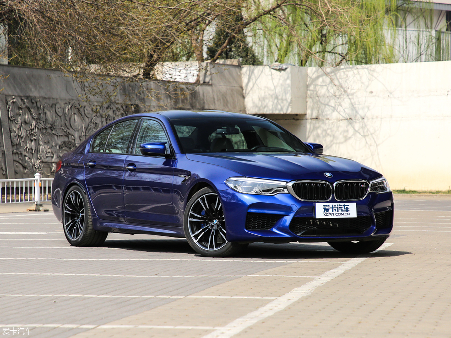 2018M5 4.4T V8