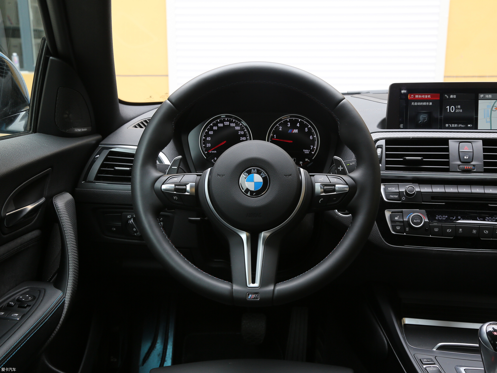 【2018款宝马m2m2 3.0t_中控区_3/622张图片】_汽车图片大全_爱卡汽车