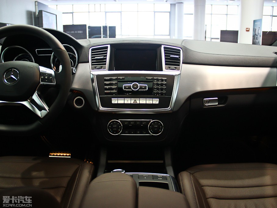 2012款奔驰m级amgml 63 amg