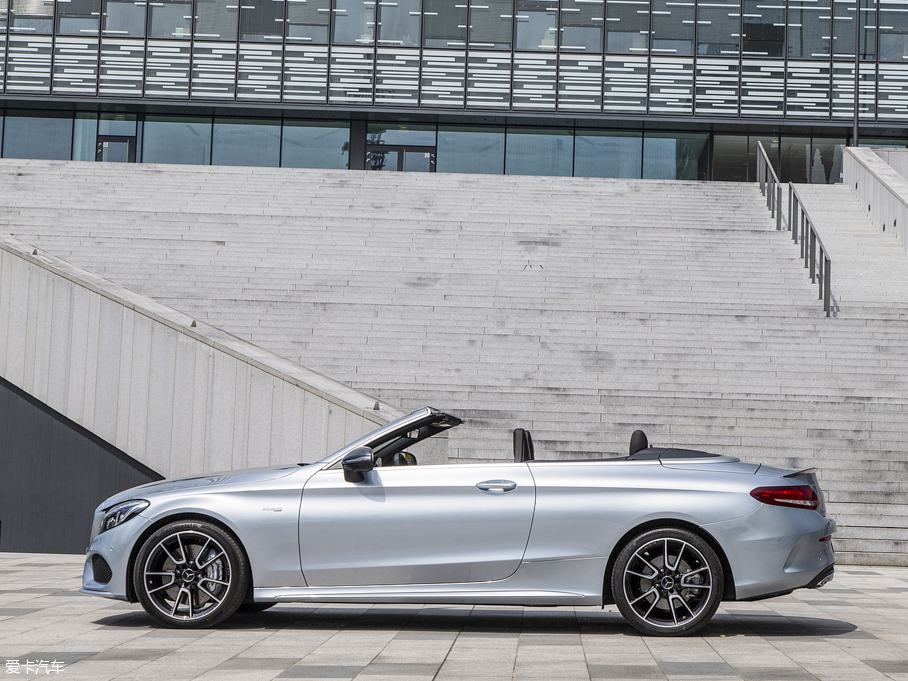 2016CAMG AMG C 43 Cabriolet